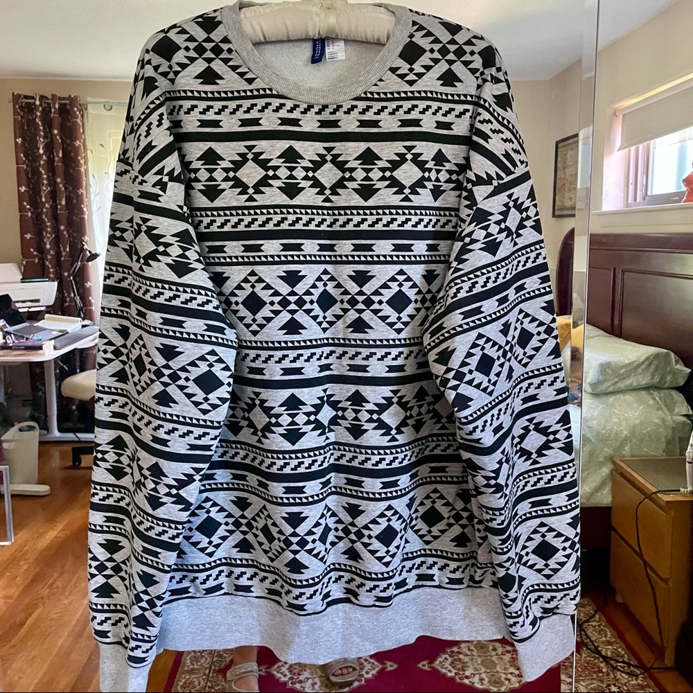 H&M Crewneck Sweatshirt